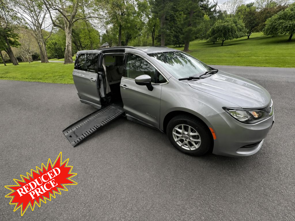 2021 Chrysler Voyager LXI - 0474