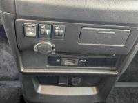 Console in Rear Passenger Area