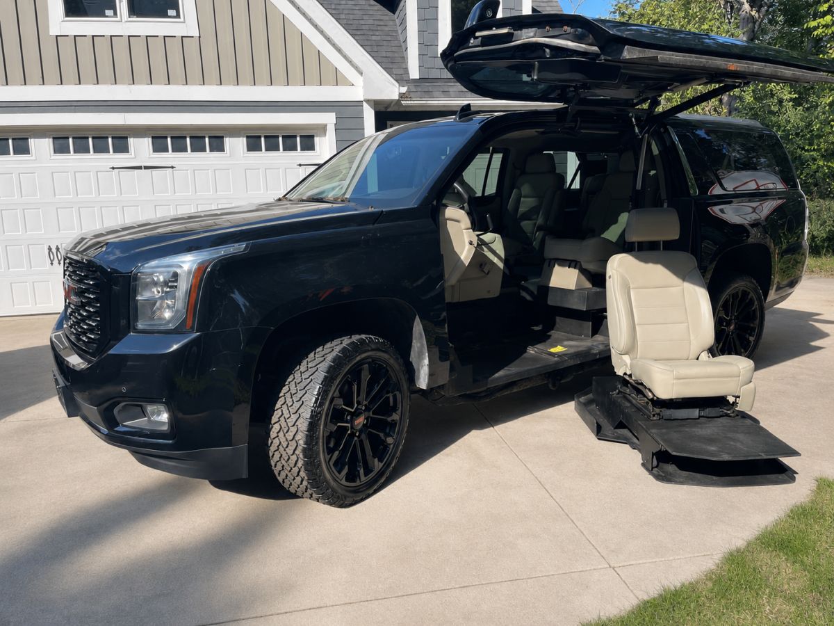 2017 GMC Yukon XL  Denali - 6007