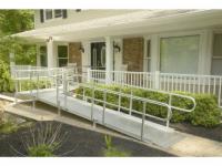 LIBERTY SERIES SOLID SURFACE ALUMINUM RAMP