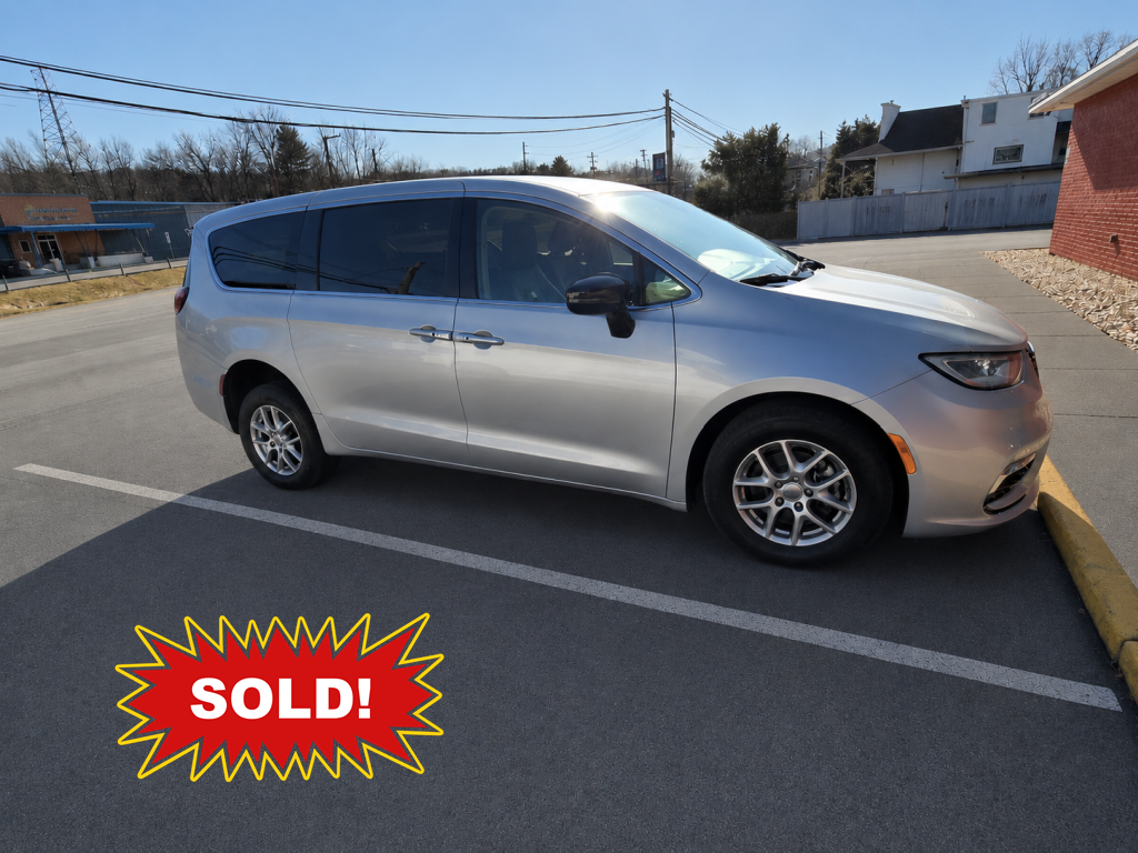 2024 Chrysler Pacifica Touring L - 6176